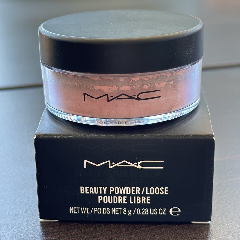 ✨Rare✨ MAC Beauty Powder - Loose  - Tender Dusk